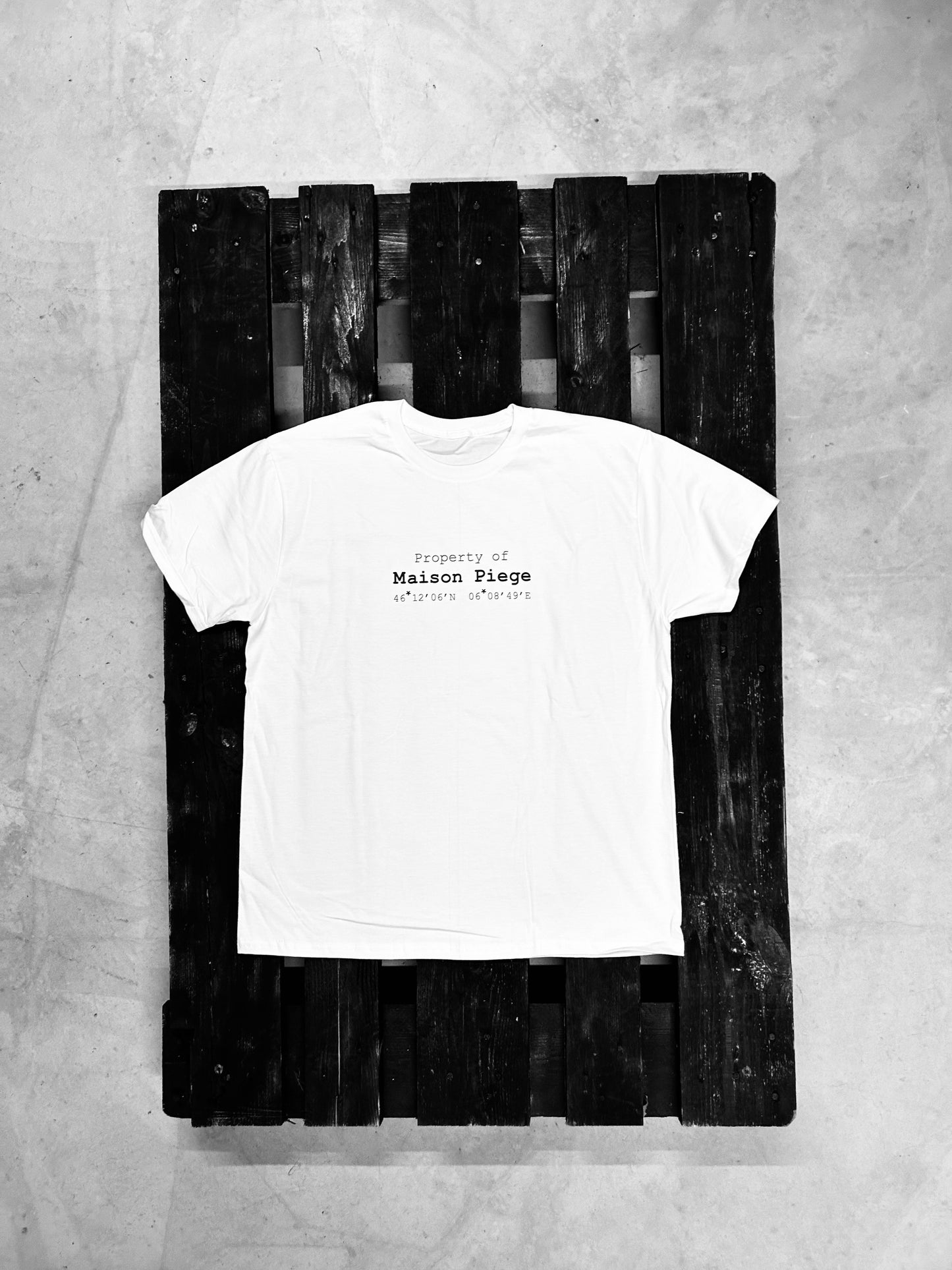 A00000* WHITE TEE PROPERTY