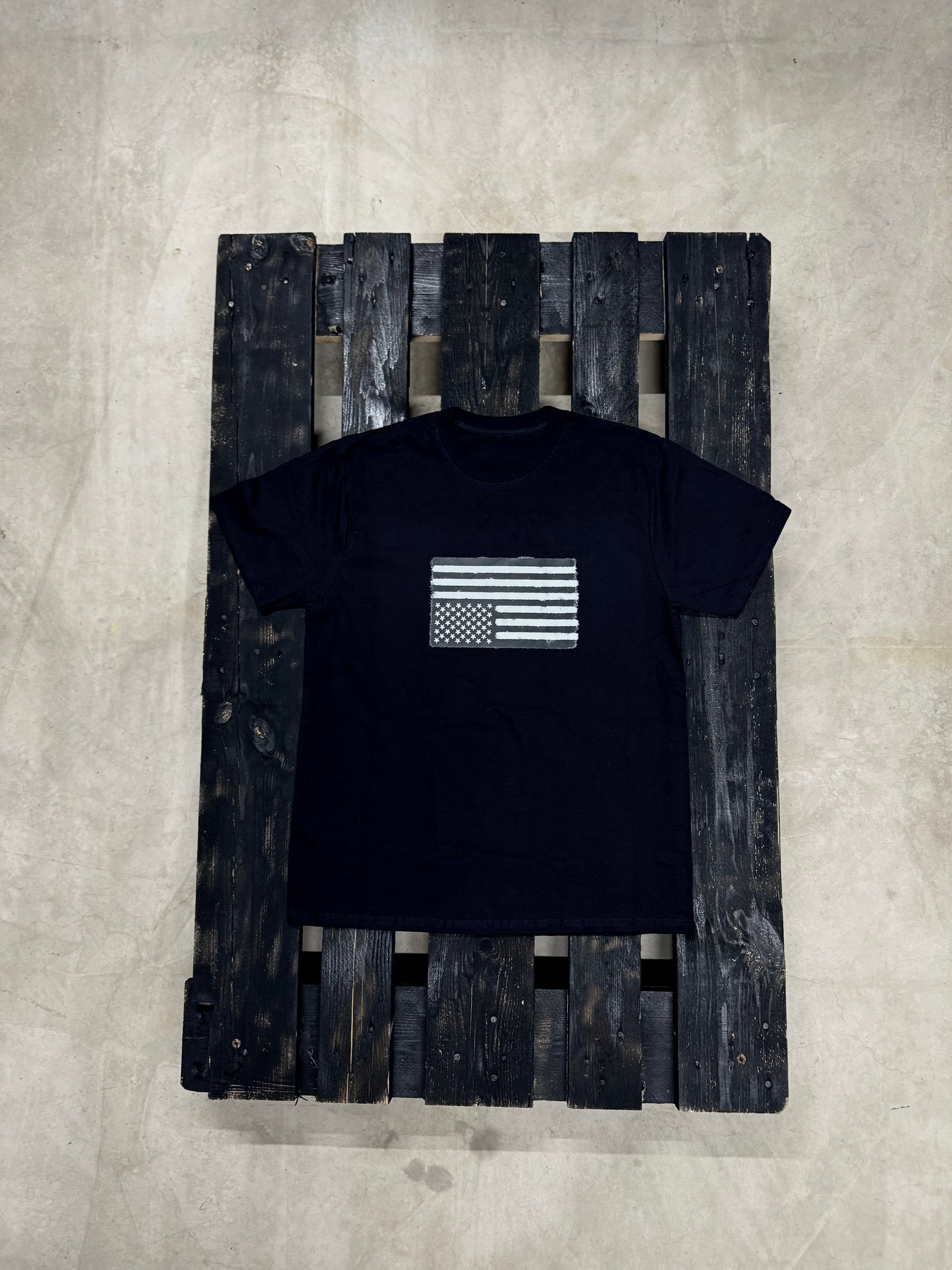 A23* BLACK TEE FREE USA