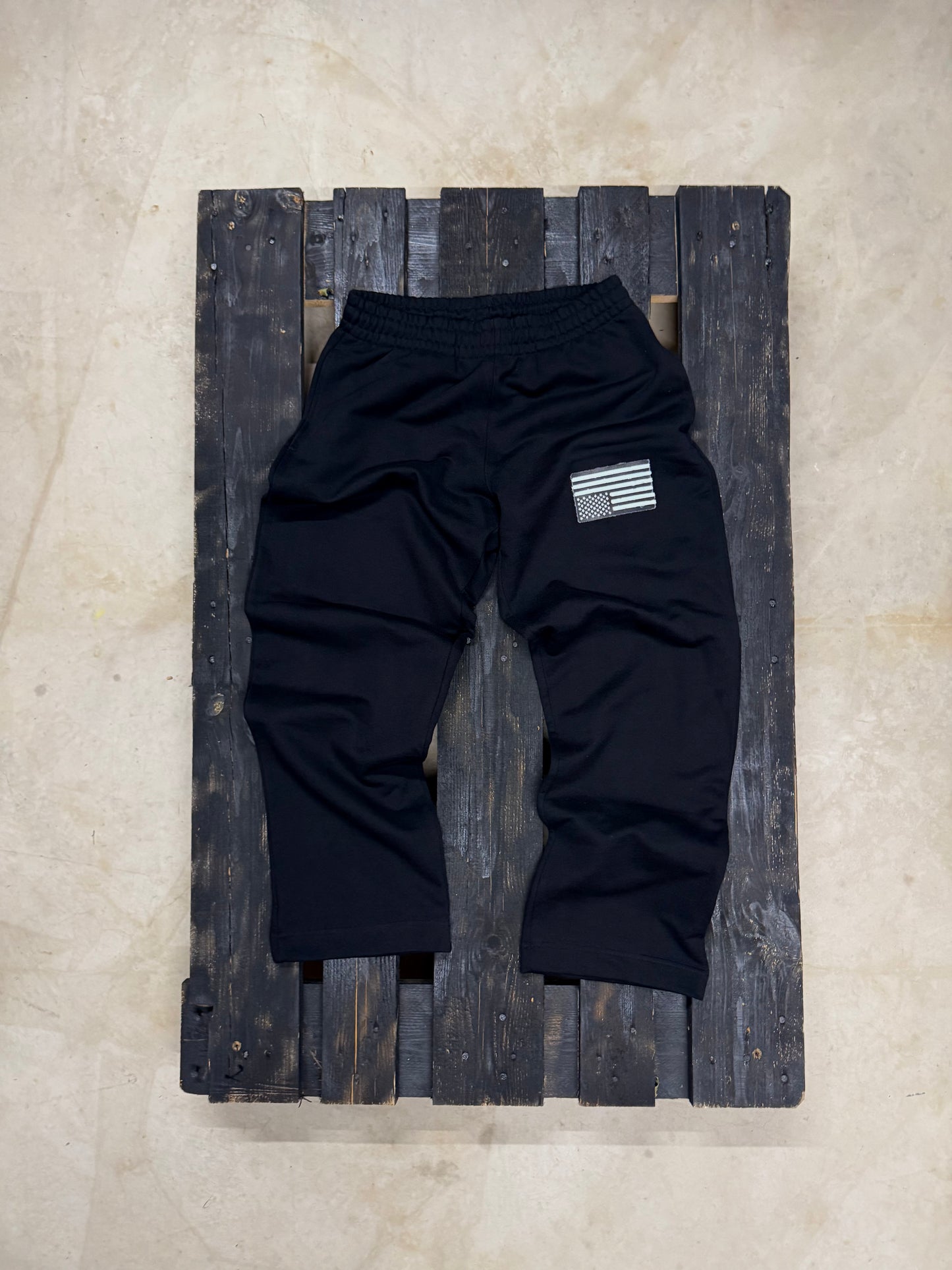 A22* SWEATPANTS FREE USA