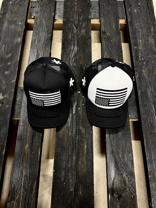 A26* TRUCKER CAP FREE USA