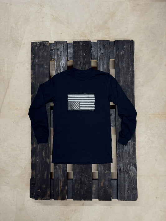 A25* BLACK LONGSLEEVE FREE USA