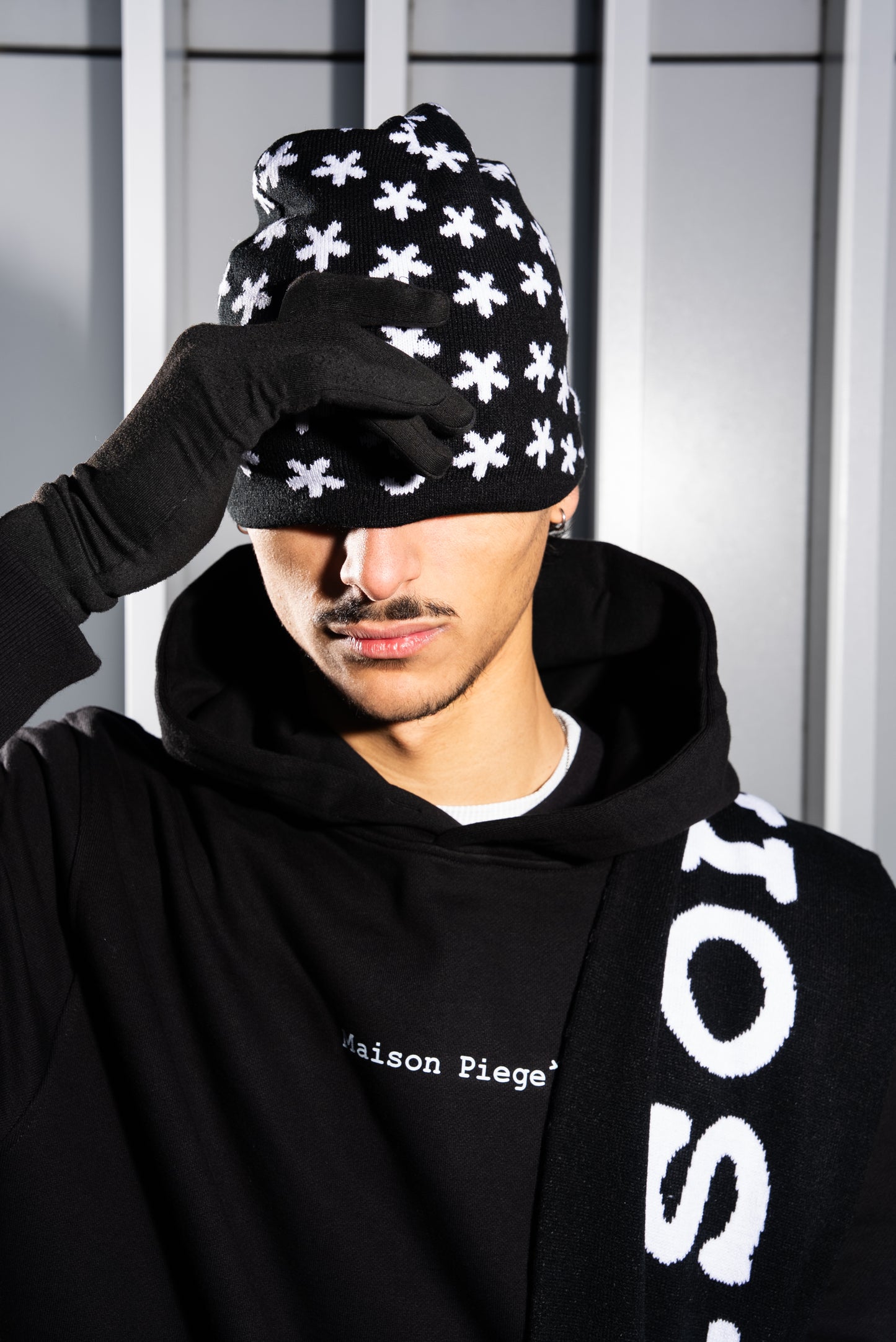 A3* BEANIE REVERSIBLE MP